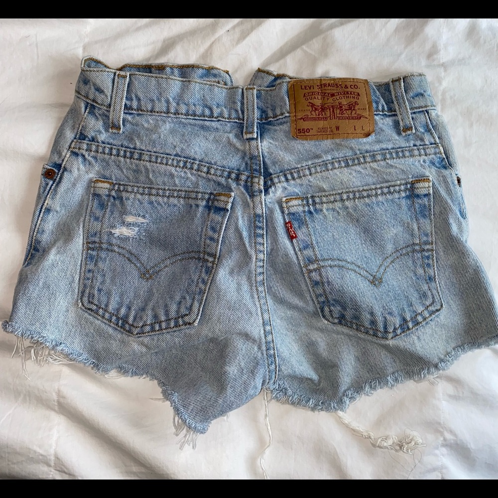 Vintage Levi’s high rise shorts